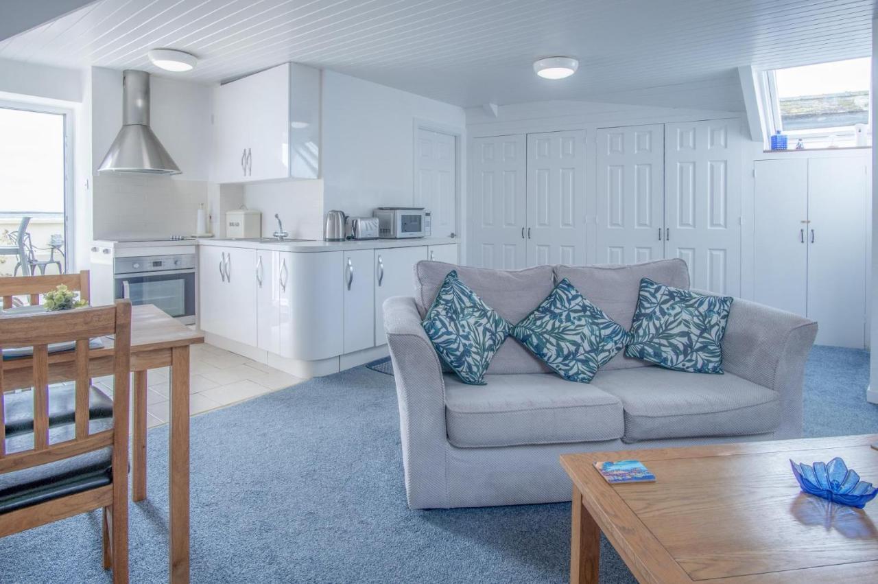 St Julians View - 1 Bedroom Apartment - Tenby Bagian luar foto