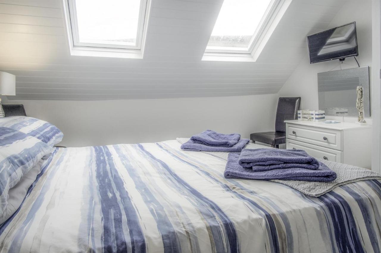 St Julians View - 1 Bedroom Apartment - Tenby Bagian luar foto