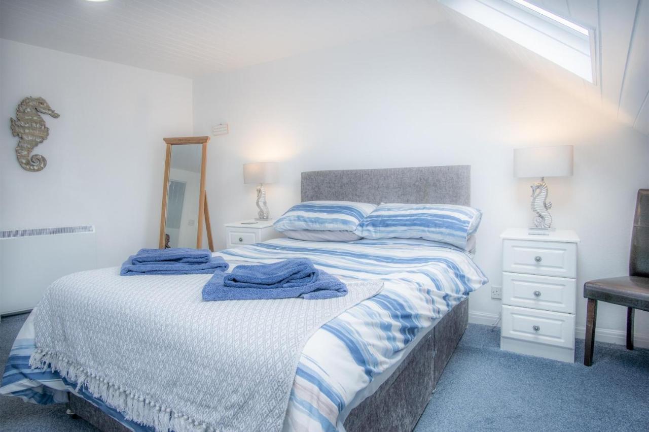 St Julians View - 1 Bedroom Apartment - Tenby Bagian luar foto